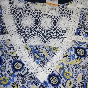 Style & Co Women's Small Floral Folkloric Top